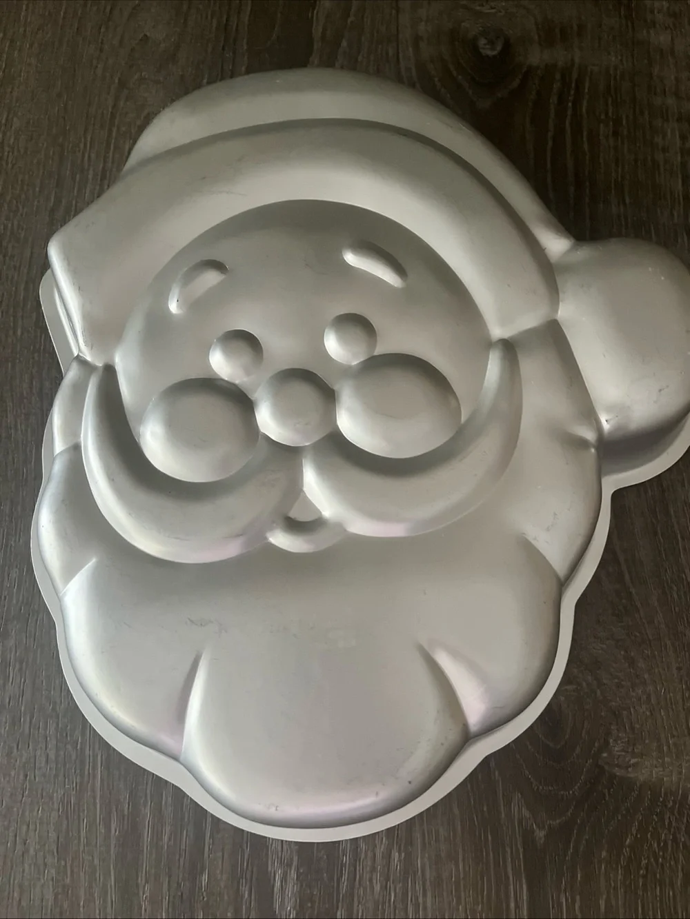 Wilton Santa Face Cake Pan - Silver